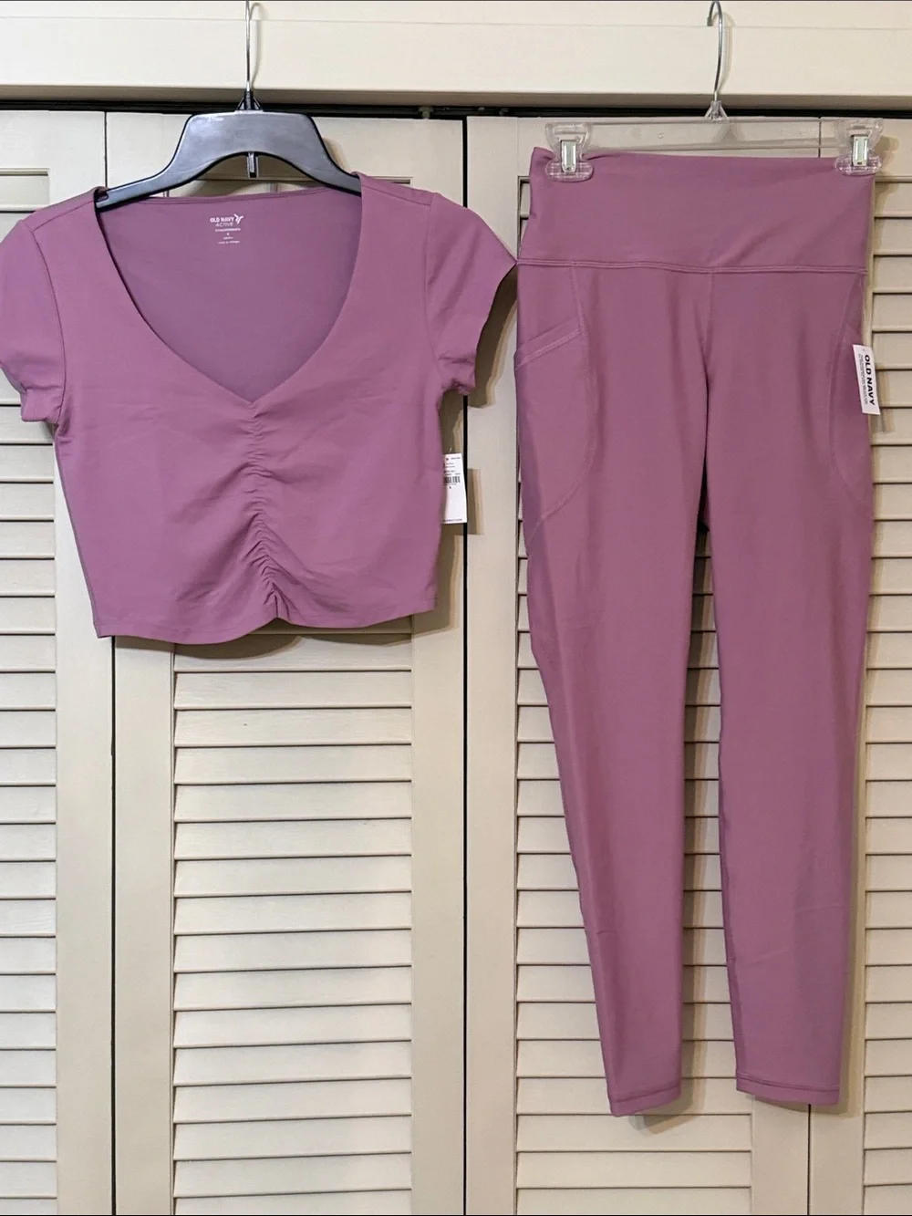 Old Navy Mauve Active Ruched Crop Top & High-Waist Leggings Set